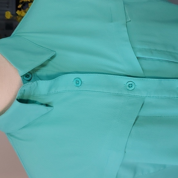 World wide Sportsman sleevless top. Button down with colar. Size large. Fishing. - Picture 2 of 13